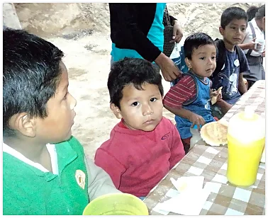 ayuda alimentación para niños